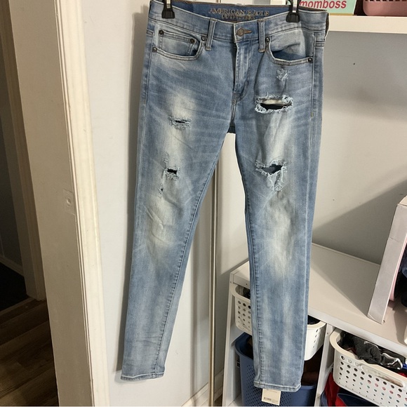 American Eagle Outfitters Denim - American Eagle Skinny Distressed Jeans Size 30
